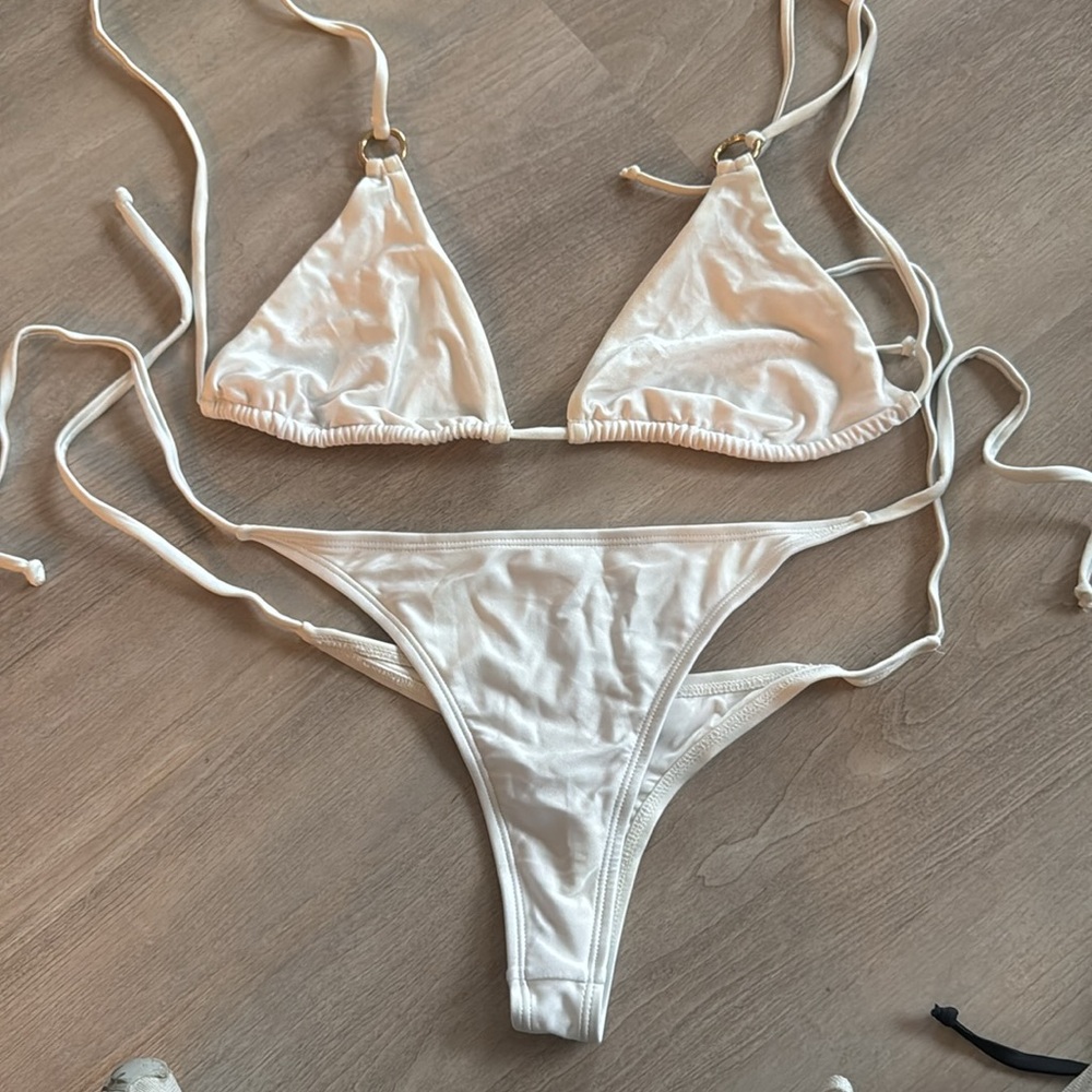 Elegant White Bikini set Satin with Gold Ring